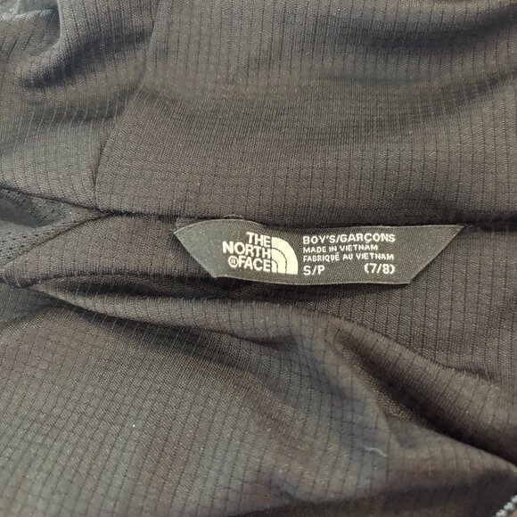 The North Face Boys 7 / 8 Red Full Zip Hooded Windbreaker Rain Jacket - Picture 2 of 8